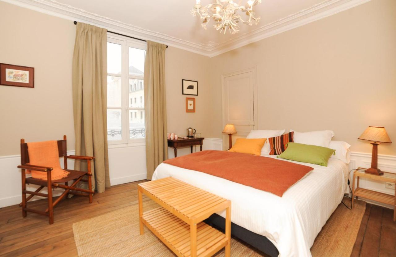 Bed and Breakfast Le Jardin Cathedrale Chartres Exterior foto