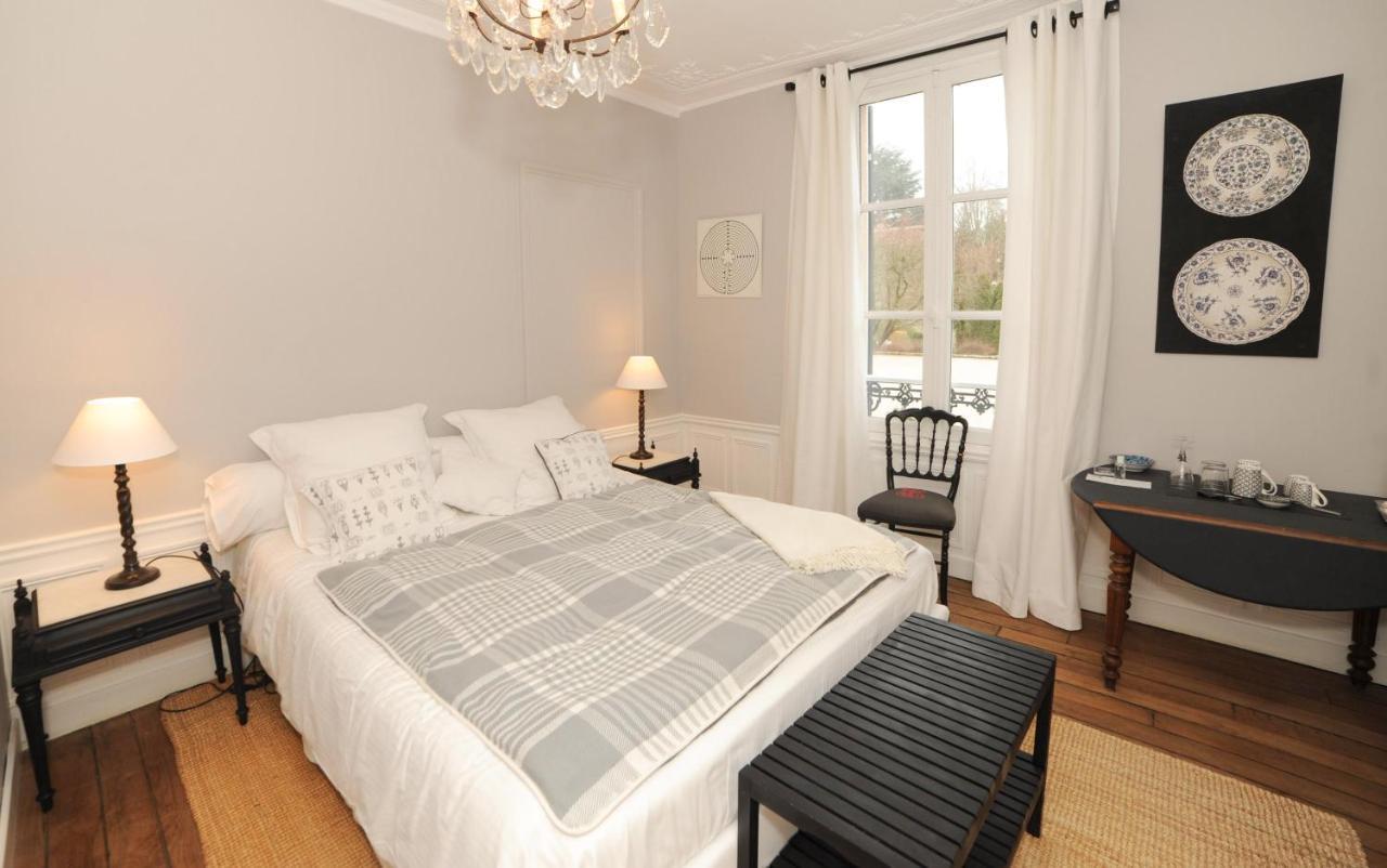 Bed and Breakfast Le Jardin Cathedrale Chartres Exterior foto