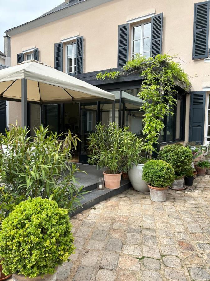 Bed and Breakfast Le Jardin Cathedrale Chartres Exterior foto