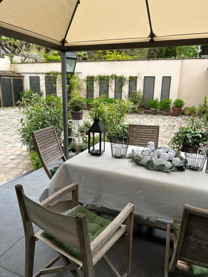 Bed and Breakfast Le Jardin Cathedrale Chartres Exterior foto
